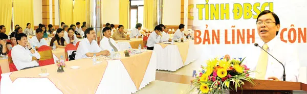 Ông Lê Tiền Tuyến, Phó Tổng Biên tập - Tổng Thư ký Tòa soạn báo SGGP phát động cuộc thi.